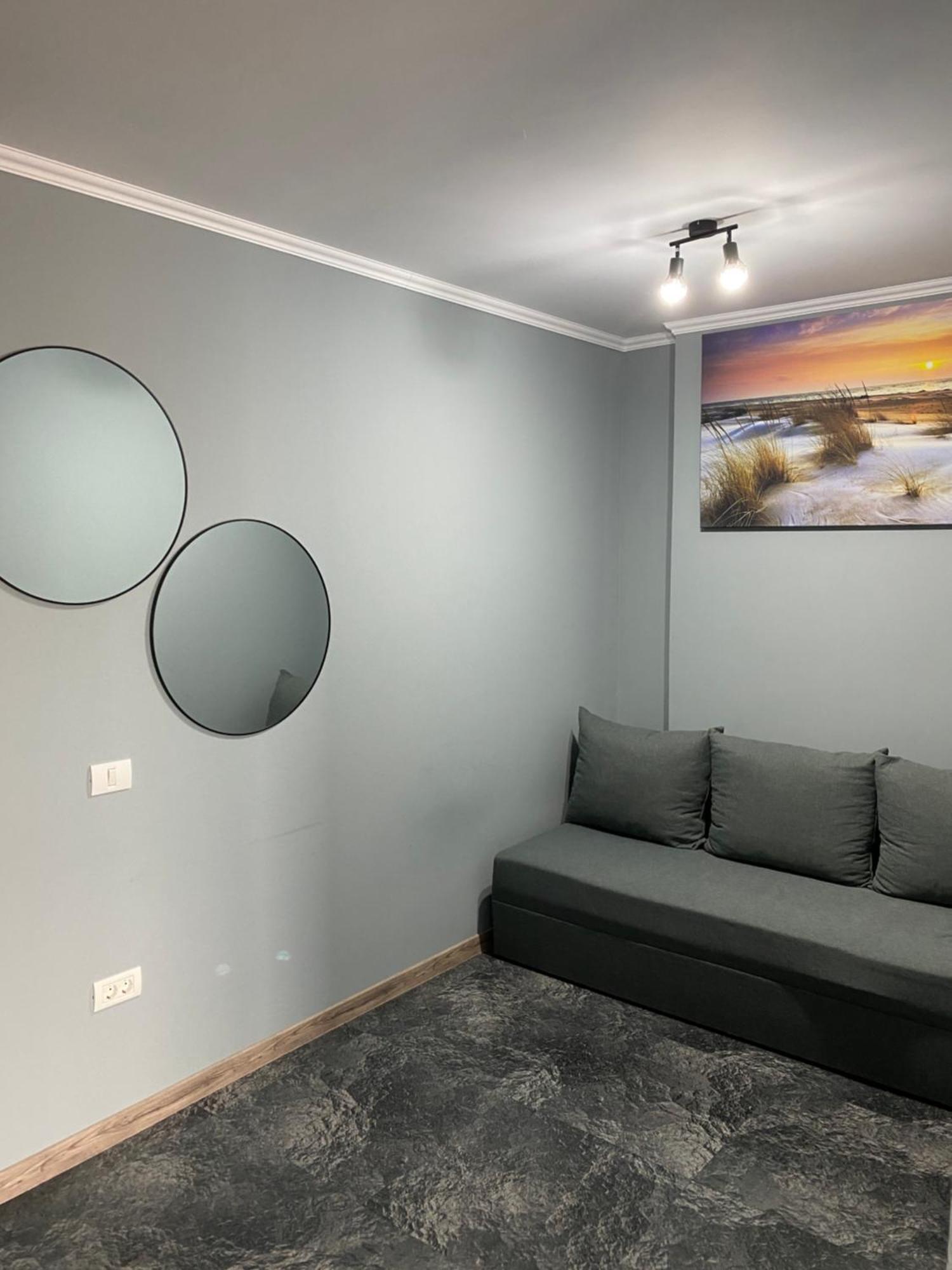 Serin Blaxy Studio Mangalia Luaran gambar